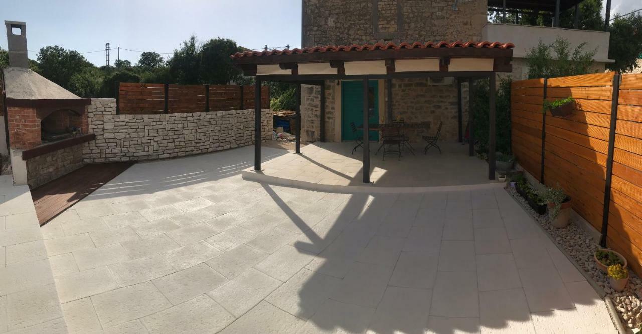 Apartments Malic Pridraga Экстерьер фото