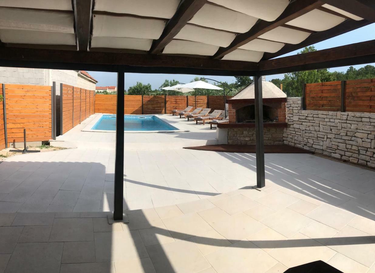 Apartments Malic Pridraga Экстерьер фото