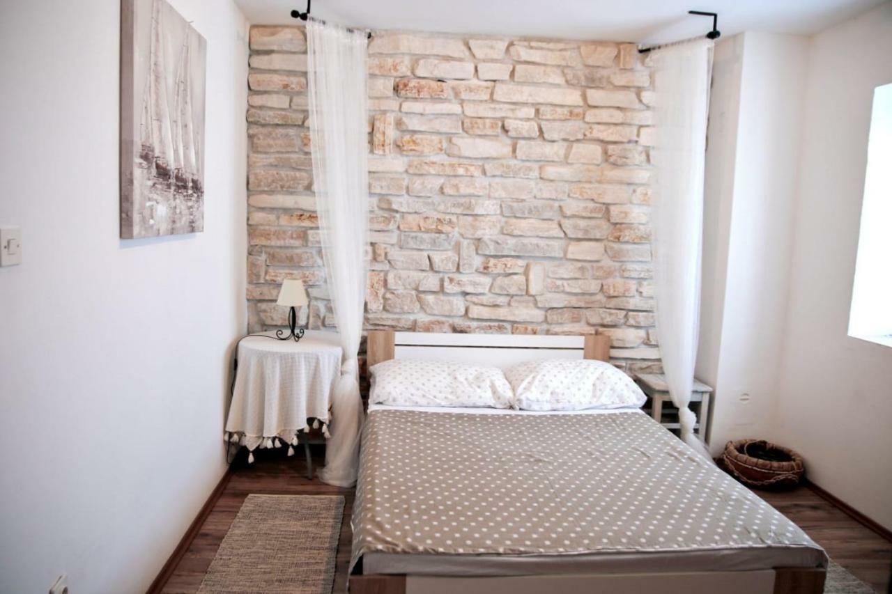 Apartments Malic Pridraga Экстерьер фото